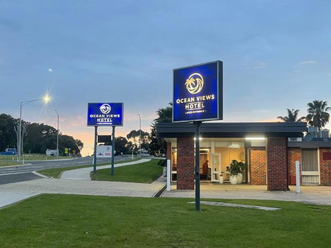 Ocean Views Motel Lakes Entrance - Hobart Tourism 0