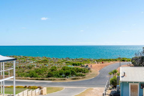 Ocean View Retreat - Best View In Town - Tourism TAS 1