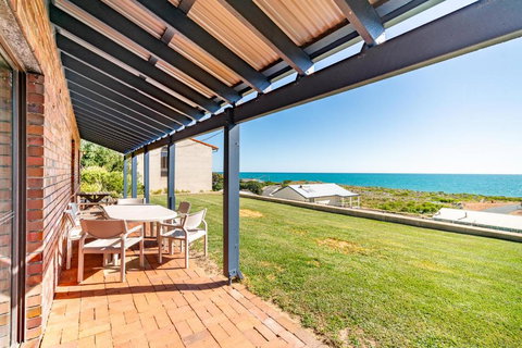 Ocean View Retreat - Best View In Town - Tourism TAS 2