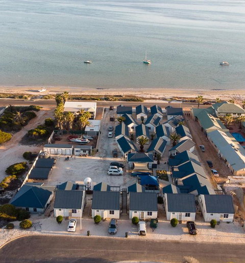 Oceanside Village - Tourism TAS 1