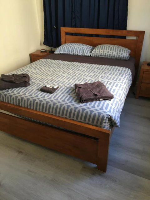 Oceanside Village - Tourism TAS 3