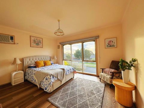Oceanview 4B2B Two-story House With Big Balcony! - Tourism TAS 1