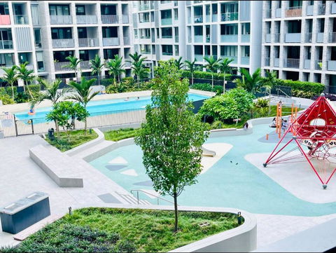Olympic Park Oasis - New 3b2b Condo - Pool, Parking - Tourism TAS 2