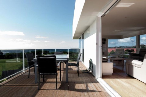 On The Beach & Golf Course Minutes From MTB Trails - Tourism TAS 1