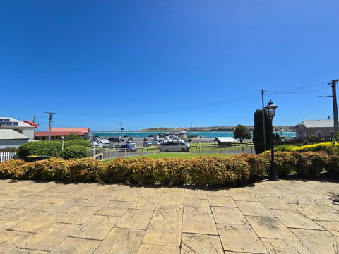 On The Terrace Stanley - Tourism TAS 2