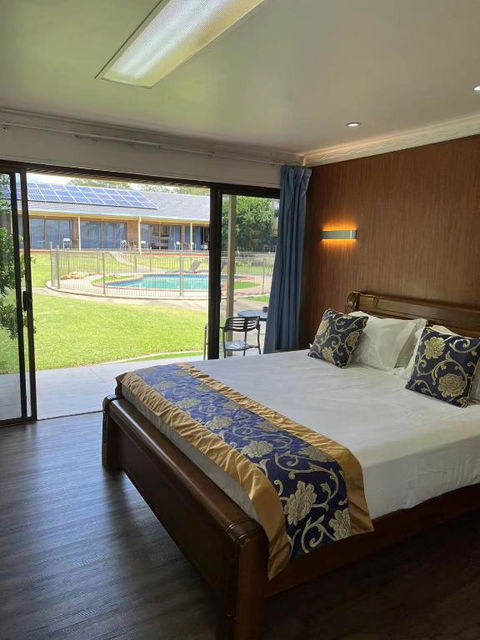 Oxley Motor Inn - Tourism TAS 3