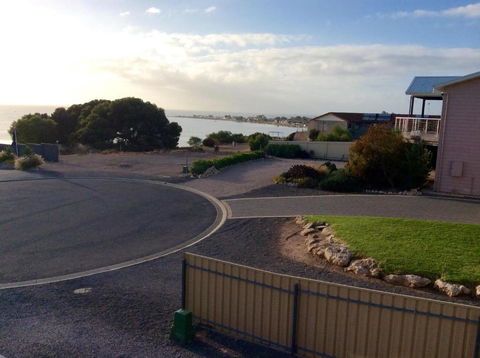 Oyster Views - Tourism TAS 1