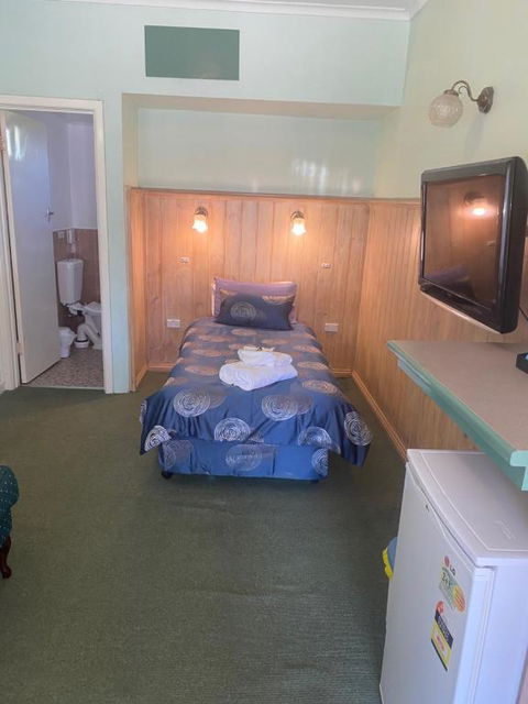 Paddle Steamer Motel - Hobart Tourism 1