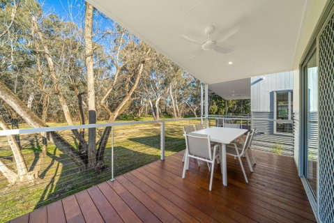 Painters Island Holiday Park - Tourism TAS 1
