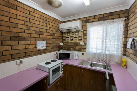 Park House Motor Inn - Tourism TAS 1