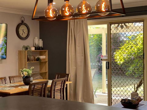 Peaceful Brand New Holiday House In North Lakes - Hobart Tourism 3