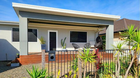Pelican Lake Retreat - Hobart Tourism 0