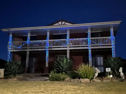 Pelican Retreat - Corporate / Tradie / Family - Hobart Tourism 0