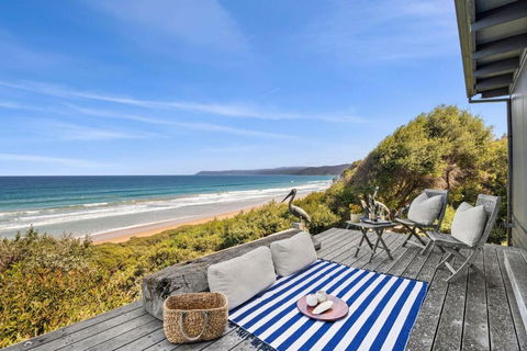 Pelican Views - Fairhaven - Hobart Tourism 0