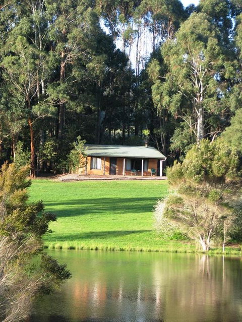 Pemberton Lake View Chalets - Tourism TAS 2