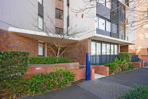Penrith 3Br Apt Close ToTrain Station & Shopping - Tourism TAS 2