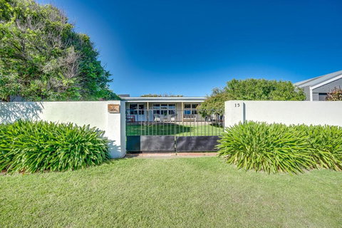 Peaceful Seaside Cottage - Tourism TAS 0