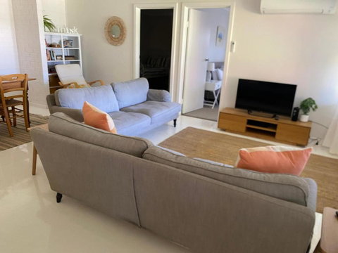 Peaceful Seaside Cottage - Tourism TAS 3