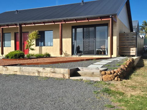 Pemberton Japanese Garden Studio - Tourism TAS 1