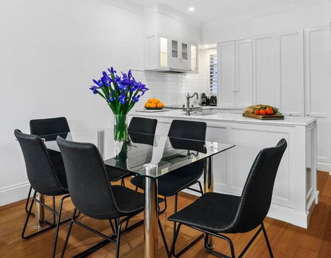 Perfect Page St Home 3Bed 2Bath Sleeps 6 - Tourism TAS 1