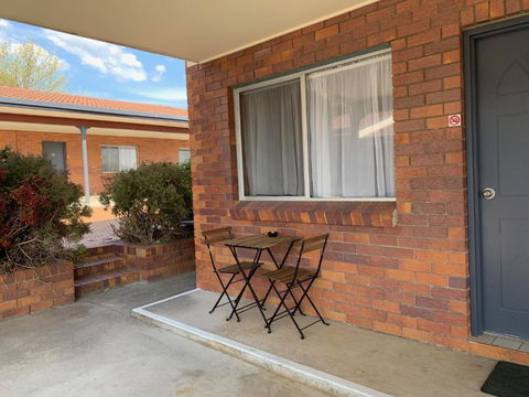 Peter Allen Motor Inn - Hobart Tourism 3