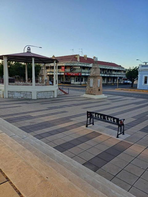 PETERBOROUGH HOTEL - Tourism TAS 1