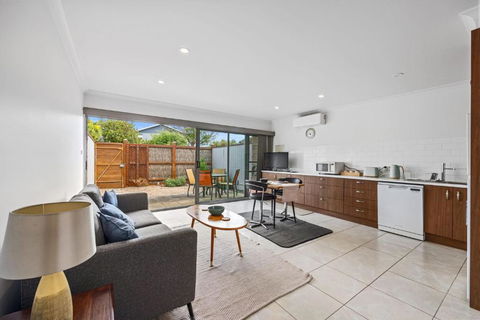 Petite Retreat - Tourism TAS 2