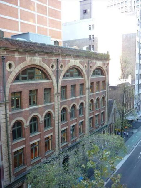 PI702 - Ideally Located Sydney CBD - Tourism TAS 1