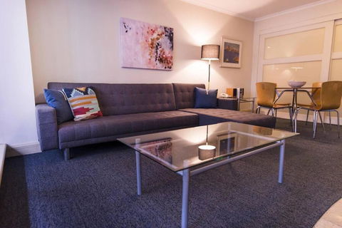 PI702 - Ideally Located Sydney CBD - Tourism TAS 2