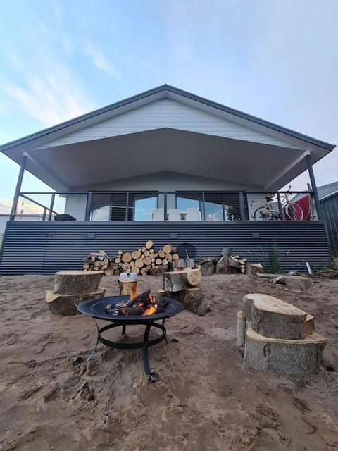 PIECE OF PARADISE, Huge 4 Bedroom Haven - Tourism TAS 1