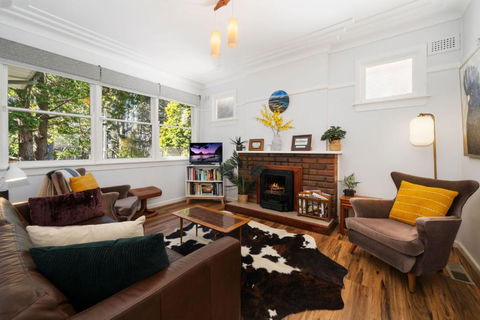 Pine Lodge - Tourism TAS 1