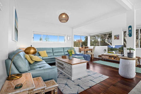 Pipe Dream - River Frontage With Amazing Views - Hobart Tourism 1