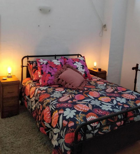 Pips On Mitchell - Beautiful Historic Apartment - Tourism TAS 1