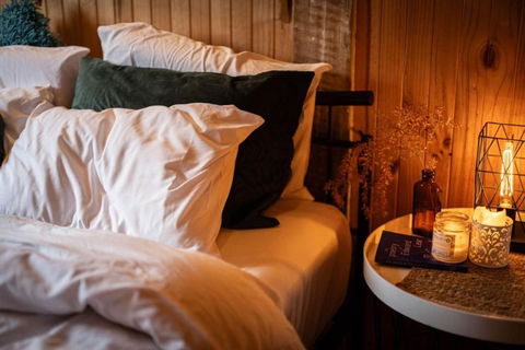 Poets Ode Featuring The Donkey Shed Theatre - Hobart Tourism 3