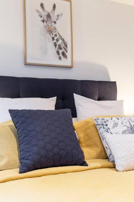 PORT MELBOURNE - A Stay At The Bay - Tourism TAS 3