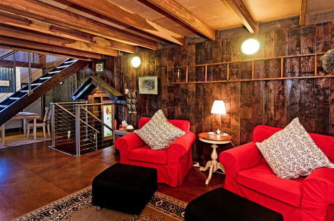 Possum Lodge At Cloudhill Estate - Hobart Tourism 2