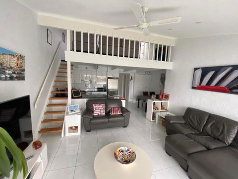 Port Lincoln Marina Waterfront Apartment - Hobart Tourism 0