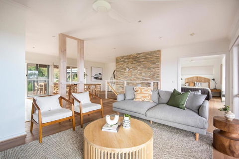Perfect Peninsula Base With Heated Pool And Spa - Tourism TAS 1