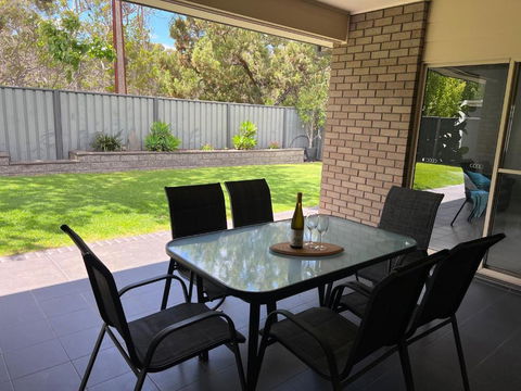 Premium Barossa Getaway - Hobart Tourism 2