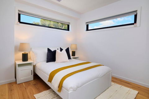 Preston Lux House 5 Bed 5 Bath - Tourism TAS 3