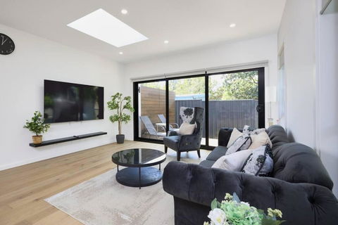 Preston Lux House 5 Bed 5 Bath - Tourism TAS 0