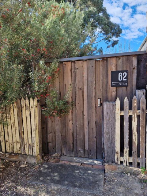 Private Guesthouse - Hobart Tourism 1