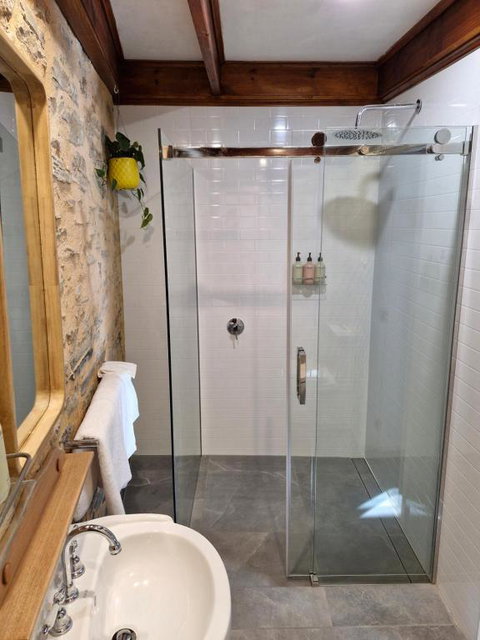 Private Guesthouse - Hobart Tourism 3