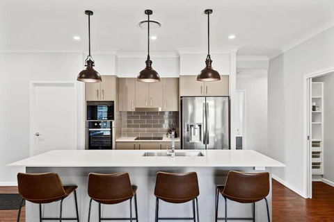 Private Mudjimba Beach Abode - Tourism TAS 3