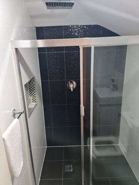 Private & Cosy Two Storey Guest House - Tourism TAS 3