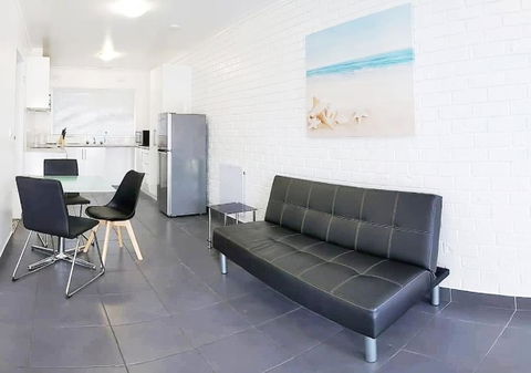 PROMO 2-Bedroom Villa Next To Train Station, FREE PARKING - Hobart Tourism 1