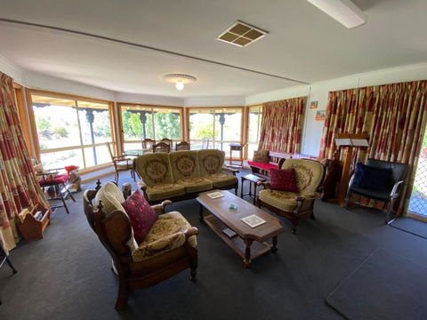 Pull Up Stumps - Hobart Tourism 2