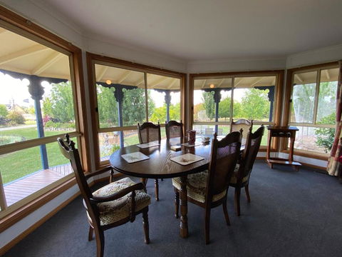 Pull Up Stumps - Hobart Tourism 3