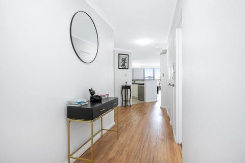 Pyrmont 2 Bed Apartment - Prime Location W Parking - Tourism TAS 1