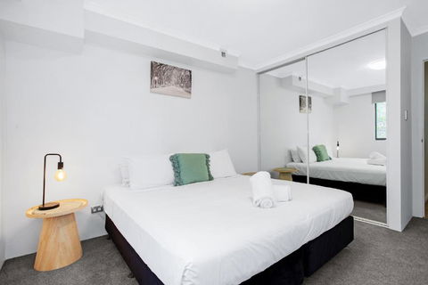 Pyrmont 2 Bed Apartment - Prime Location W Parking - Tourism TAS 3